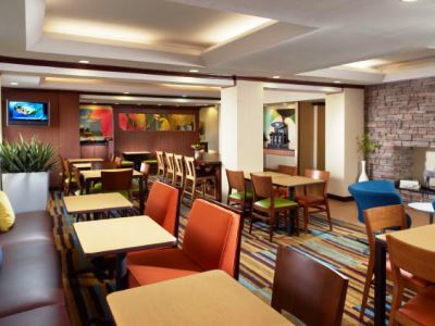 Fairfield Inn & Suites Clarksville Buitenkant foto