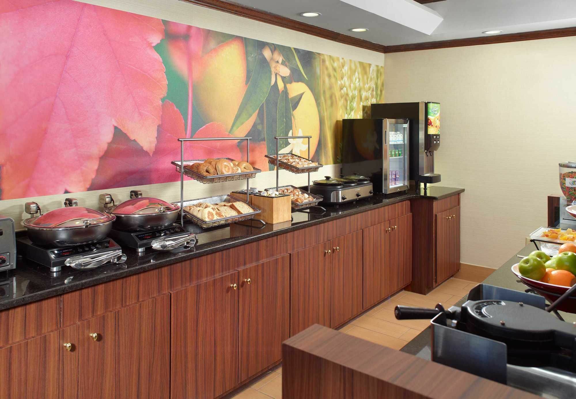 Fairfield Inn & Suites Clarksville Buitenkant foto
